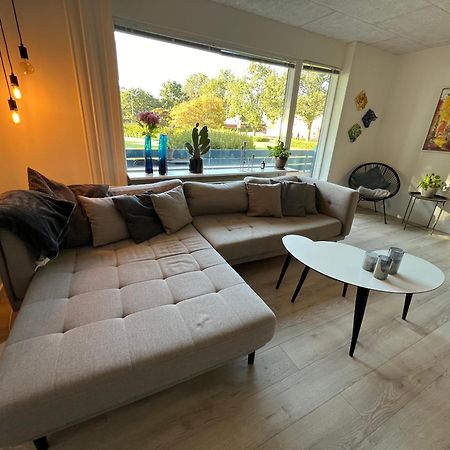 Nyrenoveret Lejlighed Med Balkon Og Parkering Esbjerg Ngoại thất bức ảnh