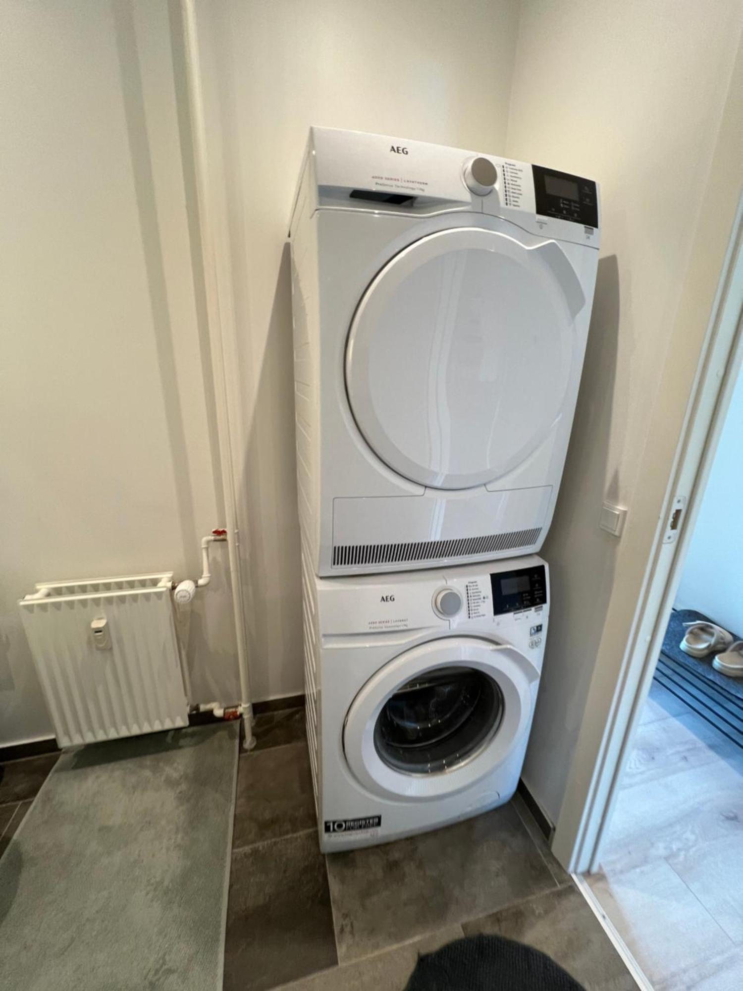 Nyrenoveret Lejlighed Med Balkon Og Parkering Esbjerg Ngoại thất bức ảnh